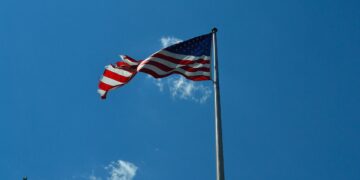 U.S. National Debt Surpasses 34 Trillion Dollars for the First Time