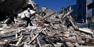 Colombia’s earthquake death toll rises to 132 as rescue teams search for survivors