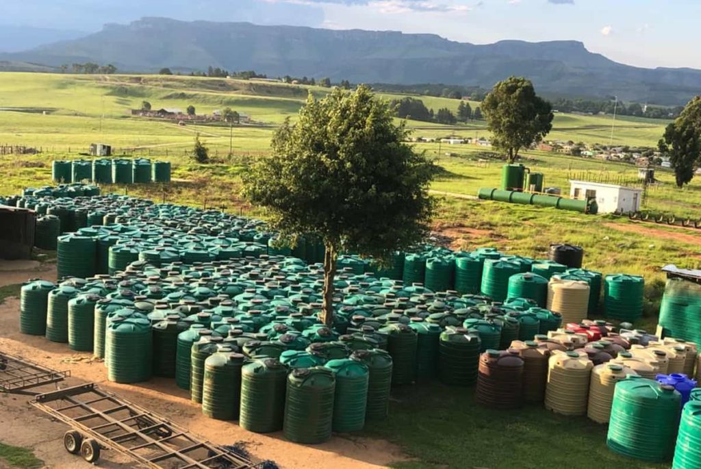 Government to install 41 000 water tanks to address shortages
