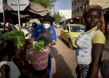Mali votes despite virus, security fears