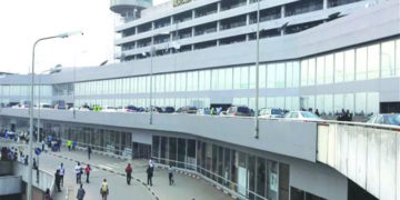 Nigeria bans travelers from China, US, UK over coronavirus