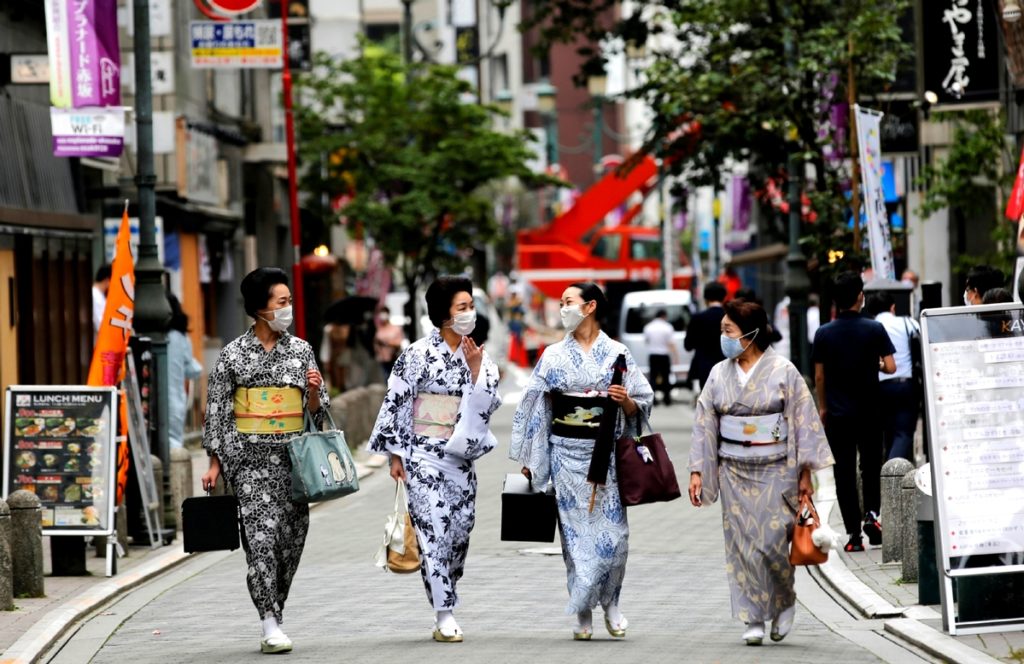 Tokyo shifts to highest alert level