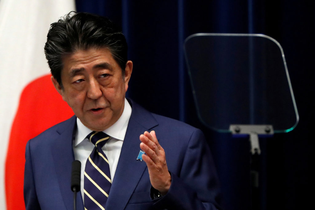 Japan's Abe admitted to hospital for health checkup