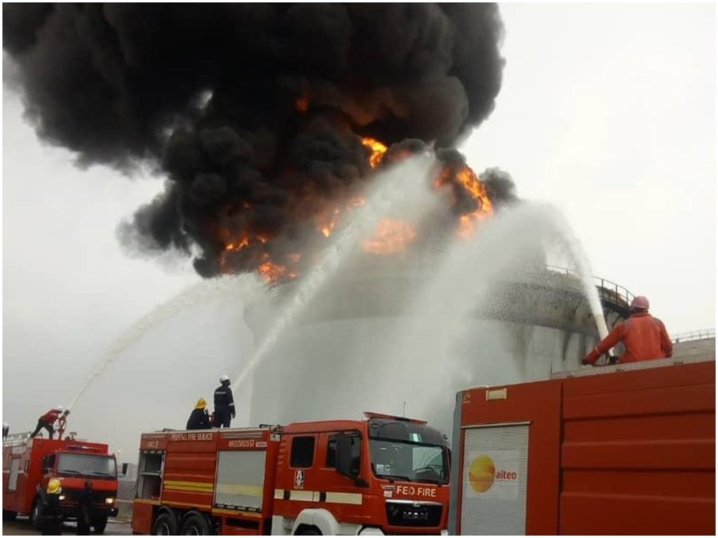 Nigeria: Petroleum storage tank guts fire in Apapa
