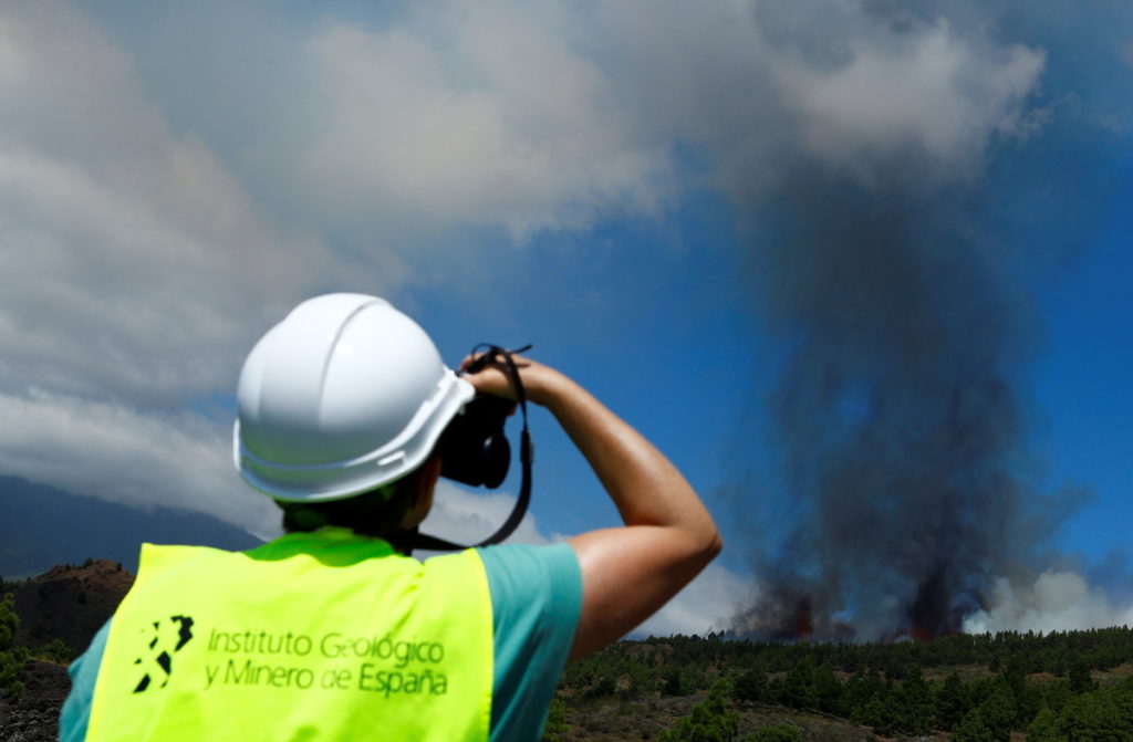 Int´l: La Palma volcano eruption could last 24-84 days: expert estimate