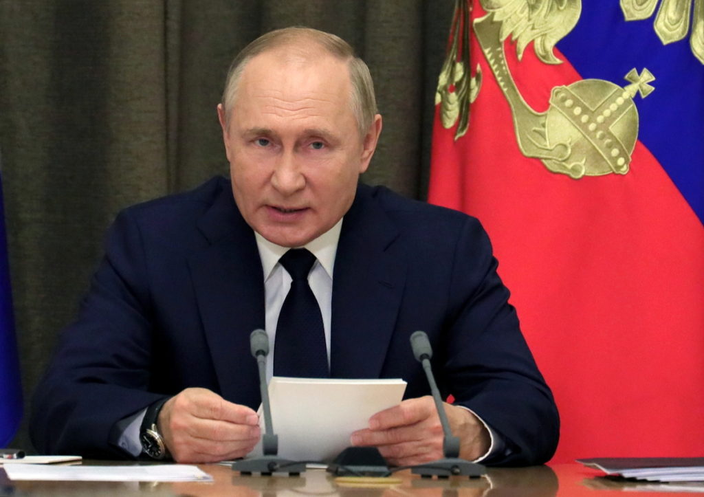 Moscow: Putin sees threats in emerging Western tactics