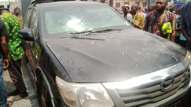 Nigeria: Two policemen, motorcyclist, killed, as gunmen attacked bullion van in Oyo State