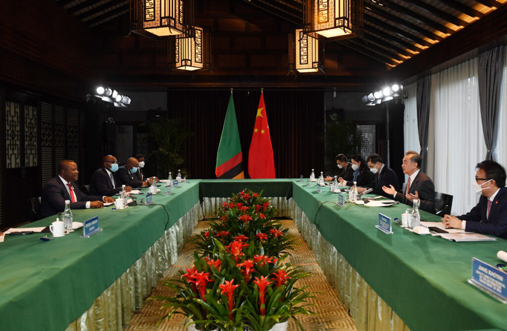 Chinese, Zambian Foreign Ministers hold talks in Anhui