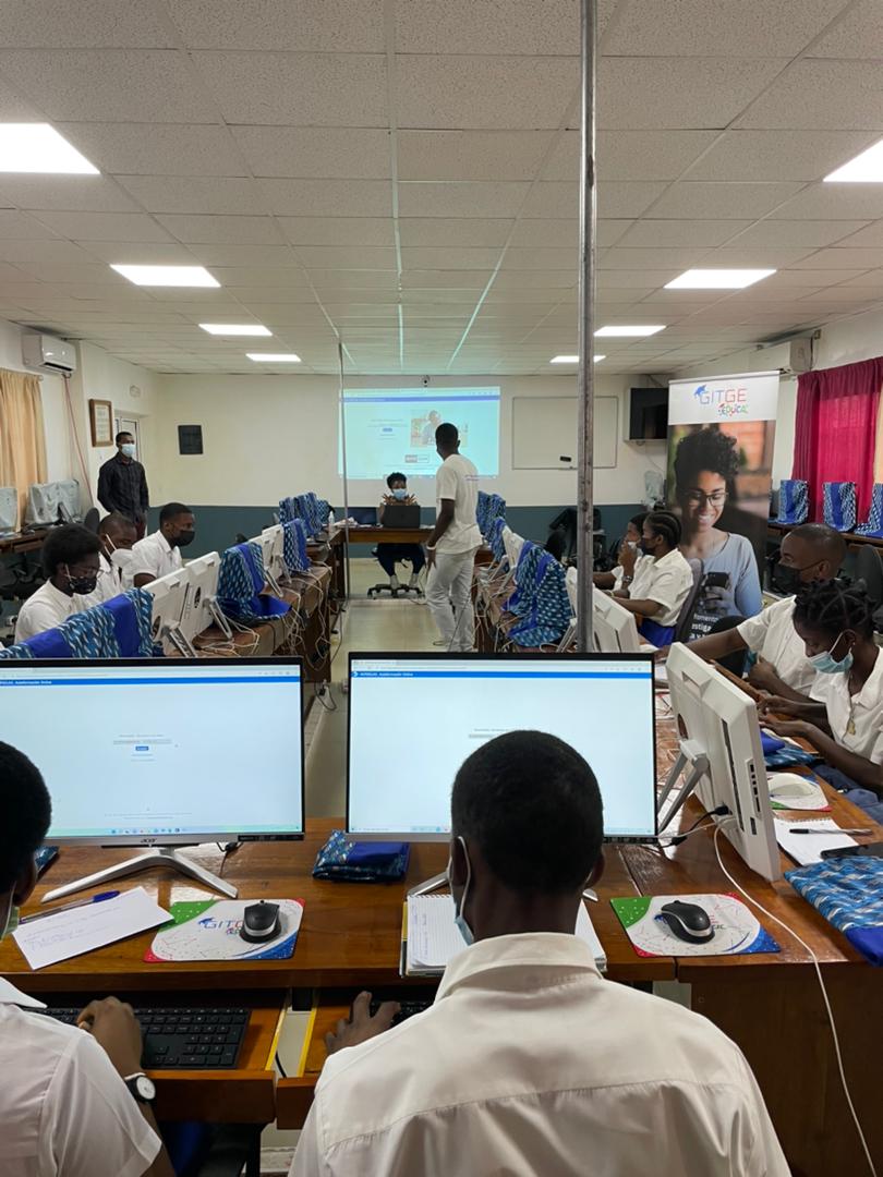 E. Guinea: GITGE Educa partners with Dreams Hub to Reduce Digital Gap