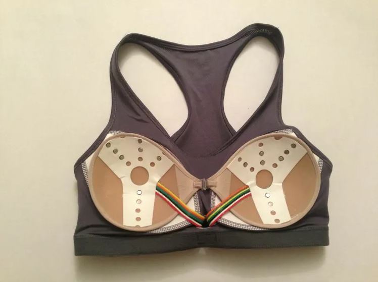 Kemisola Bolarinwa invented a Smart bra to detect cancer