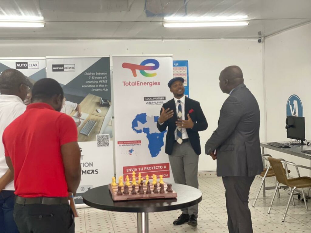 Equatorial Guinea: The Director General of Total Energies visits Dreams Hub’s incubator